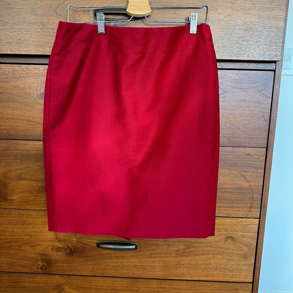 Pencil skirt